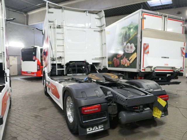 DAF XG 530 FT 4x2, Hydr., Klima, Alu-Felgen,Intarder - Tegljač: slika 3 DAF XG 530 FT 4x2, Hydr., Klima, Alu-Felgen,Intarder - Tegljač: slika 3