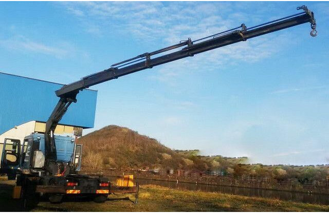 MAN 26.413/26.460 TGA 6x2, Kran Effer 335 5S, Klima - Tegljač: slika 3 MAN 26.413/26.460 TGA 6x2, Kran Effer 335 5S, Klima - Tegljač: slika 3