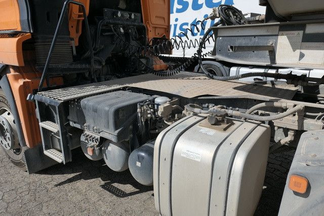 MAN 26.480 TGS 6x4, Hydr., Klima, navi, Luftfederung - Tegljač: slika 3 MAN 26.480 TGS 6x4, Hydr., Klima, navi, Luftfederung - Tegljač: slika 3