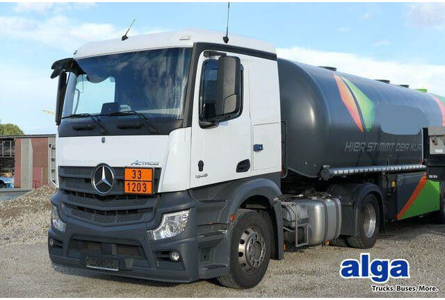 Mercedes-Benz 1846 Actros 4x2, Hydr., ADR, Leicht, Klima, Navi - Tegljač: slika 1 Mercedes-Benz 1846 Actros 4x2, Hydr., ADR, Leicht, Klima, Navi - Tegljač: slika 1