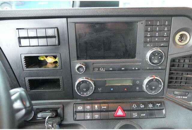 Mercedes-Benz 1846 Arocs 4x4, HydroDrive, Hydr., Alu-Felgen,AC Mercedes-Benz 1846 Arocs 4x4, HydroDrive, Hydr., Alu-Felgen,AC: slika 13 Mercedes-Benz 1846 Arocs 4x4, HydroDrive, Hydr., Alu-Felgen,AC Mercedes-Benz 1846 Arocs 4x4, HydroDrive, Hydr., Alu-Felgen,AC: slika 13