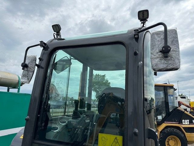 XCMG XE35, Gummikette, Greifer + Hammer, Klima,Yanmar - Mini bager: slika 3 XCMG XE35, Gummikette, Greifer + Hammer, Klima,Yanmar - Mini bager: slika 3