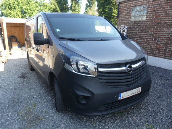 Camionnette Opel Vivaro (2018-122.114 km-VIN:WOVF7G60XJV634111) - Automobil: slika 2 Camionnette Opel Vivaro (2018-122.114 km-VIN:WOVF7G60XJV634111) - Automobil: slika 2
