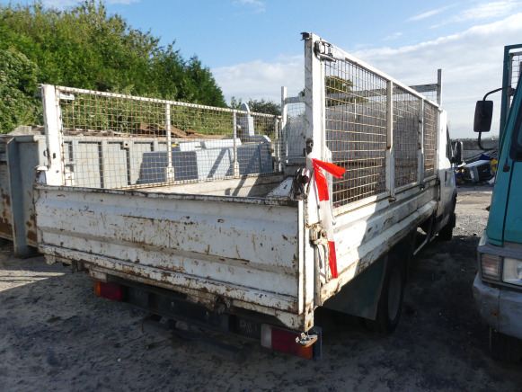 Camionnette benne basculante Iveco 35C10 (2006-196.690 km) - Dostavno vozilo istovarivač: slika 3 Camionnette benne basculante Iveco 35C10 (2006-196.690 km) - Dostavno vozilo istovarivač: slika 3