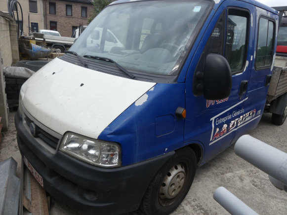 Camionnette double cabine plateau (à reconditionner) Fiat ducato - Dostavno vozilo sa otvorenom sandukom, Dostavno vozilo sa duplom kabinom: slika 1 Camionnette double cabine plateau (à reconditionner) Fiat ducato - Dostavno vozilo sa otvorenom sandukom, Dostavno vozilo sa duplom kabinom: slika 1