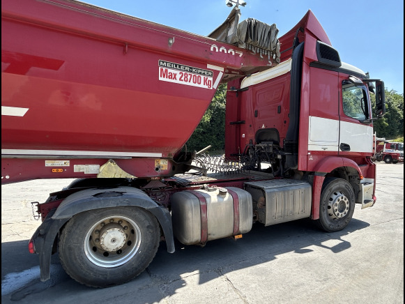 Tracteur routier 4x2 Mercedes Arocs 1845 LS (2014 - 699.681 km) - Druga mašina: slika 1 Tracteur routier 4x2 Mercedes Arocs 1845 LS (2014 - 699.681 km) - Druga mašina: slika 1