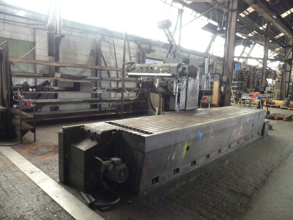 Fraiseuse universelle CNC 3 axes Huron RU 881 - Glodalica za metal: slika 2 Fraiseuse universelle CNC 3 axes Huron RU 881 - Glodalica za metal: slika 2