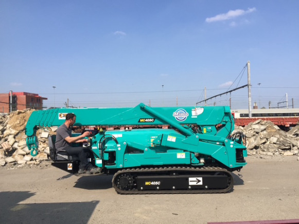 Mini grue MAEDA - Mini kran: slika 4 Mini grue MAEDA - Mini kran: slika 4