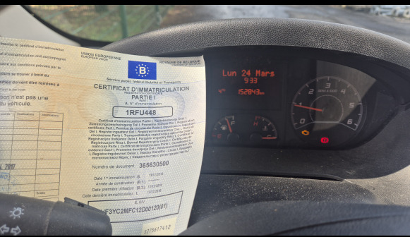 Peugeot BOXER simple cabine (en panne) - 1-RFU-448 - N°Châssis VF3YCZMFC12D00120-01 - Furgon: slika 5 Peugeot BOXER simple cabine (en panne) - 1-RFU-448 - N°Châssis VF3YCZMFC12D00120-01 - Furgon: slika 5