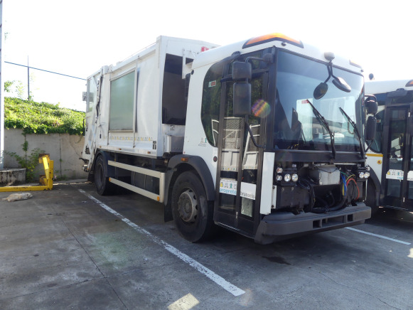 REF:1436 - Camion poubelle Renault Access (2013-162.300 km) - Kamion za smeće: slika 2 REF:1436 - Camion poubelle Renault Access (2013-162.300 km) - Kamion za smeće: slika 2