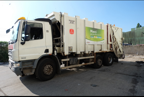 REF : 18 - Camion Poubelle DAF CF75 - Kamion za smeće: slika 2 REF : 18 - Camion Poubelle DAF CF75 - Kamion za smeće: slika 2