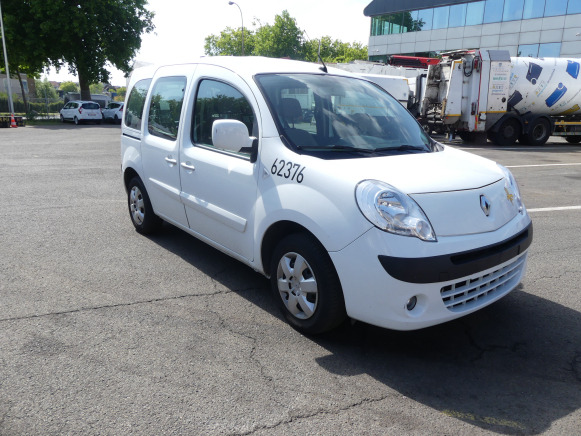 REF:62376 - Voiture Renault Kangoo 1.5 D (2011-42.514 km) - SUVSUV: slika 1 REF:62376 - Voiture Renault Kangoo 1.5 D (2011-42.514 km) - SUVSUV: slika 1