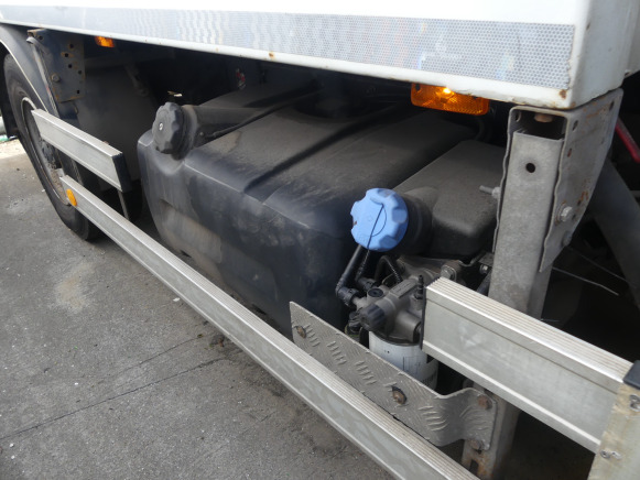 REF:68419 - Camion poubelle Renault Midlum 180DXI (2013-150.066 km) - Kamion za smeće: slika 4 REF:68419 - Camion poubelle Renault Midlum 180DXI (2013-150.066 km) - Kamion za smeće: slika 4