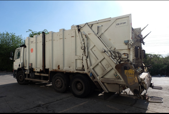 REF : 7 - Camion poubelle DAF CF75 - Kamion za smeće: slika 4 REF : 7 - Camion poubelle DAF CF75 - Kamion za smeće: slika 4