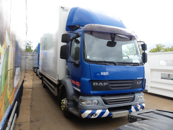 REF:8647 - Camion Fourgon DAF FA-LF55 (2011-110.163 km) - Kamion sa zatvorenim sandukom: slika 2 REF:8647 - Camion Fourgon DAF FA-LF55 (2011-110.163 km) - Kamion sa zatvorenim sandukom: slika 2