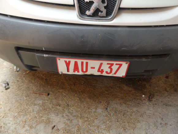 REF:Immatriculé sous : YAU-437 - Voiture Peugeot Partner - Dostavno vozilo sa duplom kabinom: slika 3 REF:Immatriculé sous : YAU-437 - Voiture Peugeot Partner - Dostavno vozilo sa duplom kabinom: slika 3