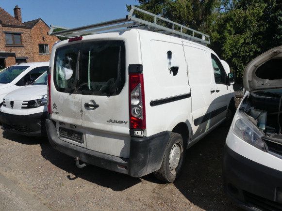 Voiture Citroen Jumpy 2015 - Mali kombi: slika 3 Voiture Citroen Jumpy 2015 - Mali kombi: slika 3