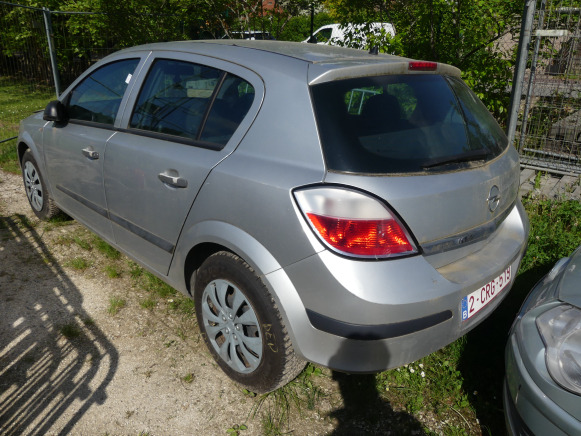 Voiture Opel Astra - Automobil: slika 3 Voiture Opel Astra - Automobil: slika 3