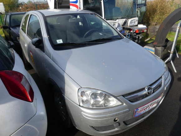 Voiture Opel Corsa - Automobil: slika 2 Voiture Opel Corsa - Automobil: slika 2