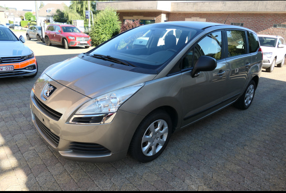 Voiture Peugeot 5008 (2013-165.686 km) - Automobil: slika 1 Voiture Peugeot 5008 (2013-165.686 km) - Automobil: slika 1