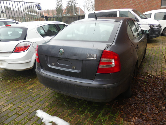 Voiture Skoda Octavia (2007-111.444 km) - Automobil: slika 3 Voiture Skoda Octavia (2007-111.444 km) - Automobil: slika 3