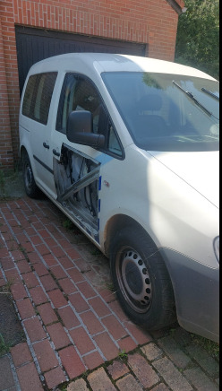 Voiture Volkswagen Caddy (2008-VIN:WV2ZZZ2KZ9X042161) - Dostavno vozilo sa duplom kabinom: slika 2 Voiture Volkswagen Caddy (2008-VIN:WV2ZZZ2KZ9X042161) - Dostavno vozilo sa duplom kabinom: slika 2