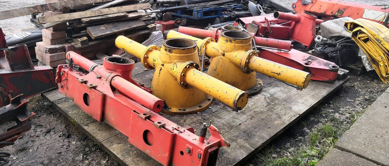 PALFINGER used parts, Gebr. Erstazteile, Kran, Ladekran, crane - Kran za kamion: slika 5 PALFINGER used parts, Gebr. Erstazteile, Kran, Ladekran, crane - Kran za kamion: slika 5