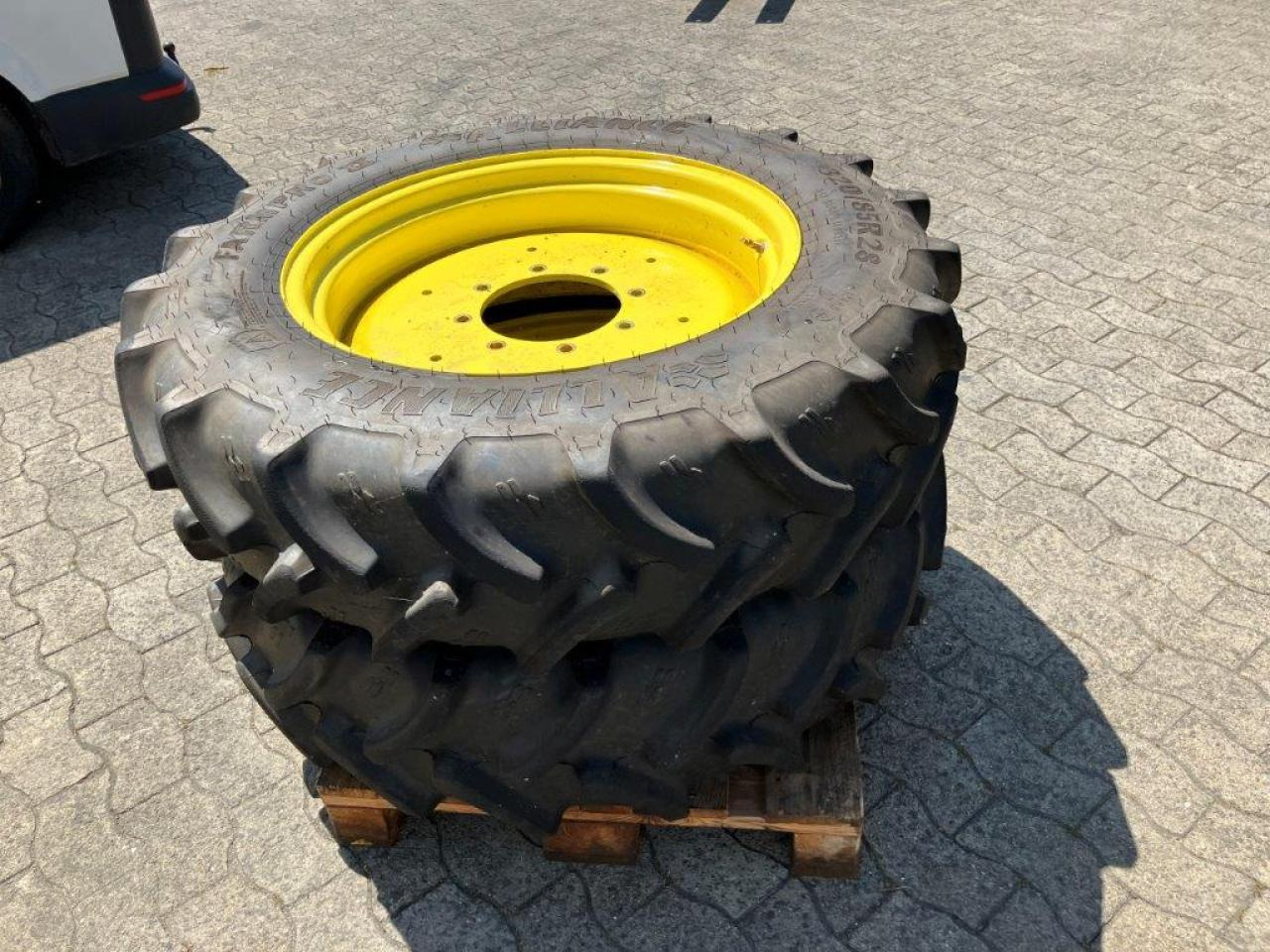 Alliance 320/85R28 - Guma za Poljoprivredna mašina: slika 3 Alliance 320/85R28 - Guma za Poljoprivredna mašina: slika 3