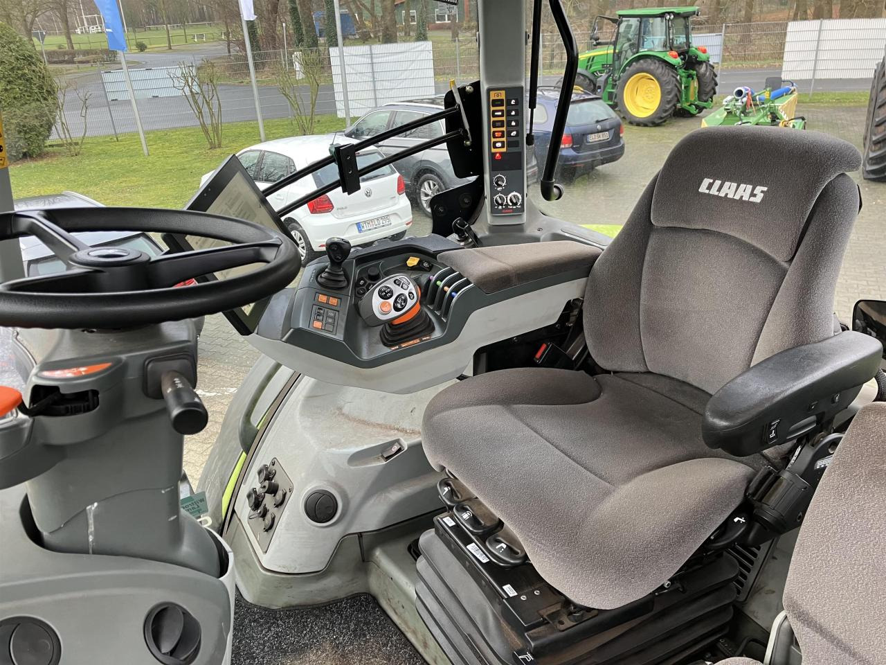 CLAAS Axion 930 - Traktor: slika 5 CLAAS Axion 930 - Traktor: slika 5