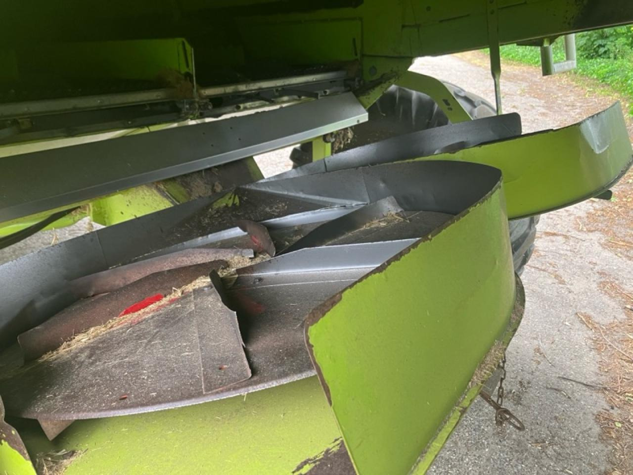 CLAAS Dominator 218 Mega - Kombinovani kombajn: slika 4 CLAAS Dominator 218 Mega - Kombinovani kombajn: slika 4