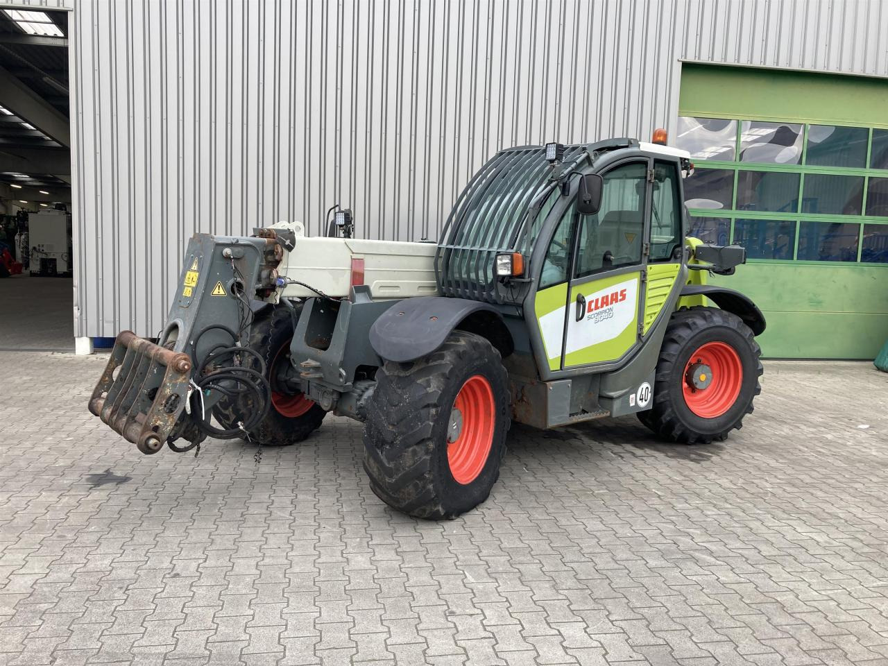 CLAAS Scorpion 9040 VariPower - Teleskopski upravljač: slika 1 CLAAS Scorpion 9040 VariPower - Teleskopski upravljač: slika 1