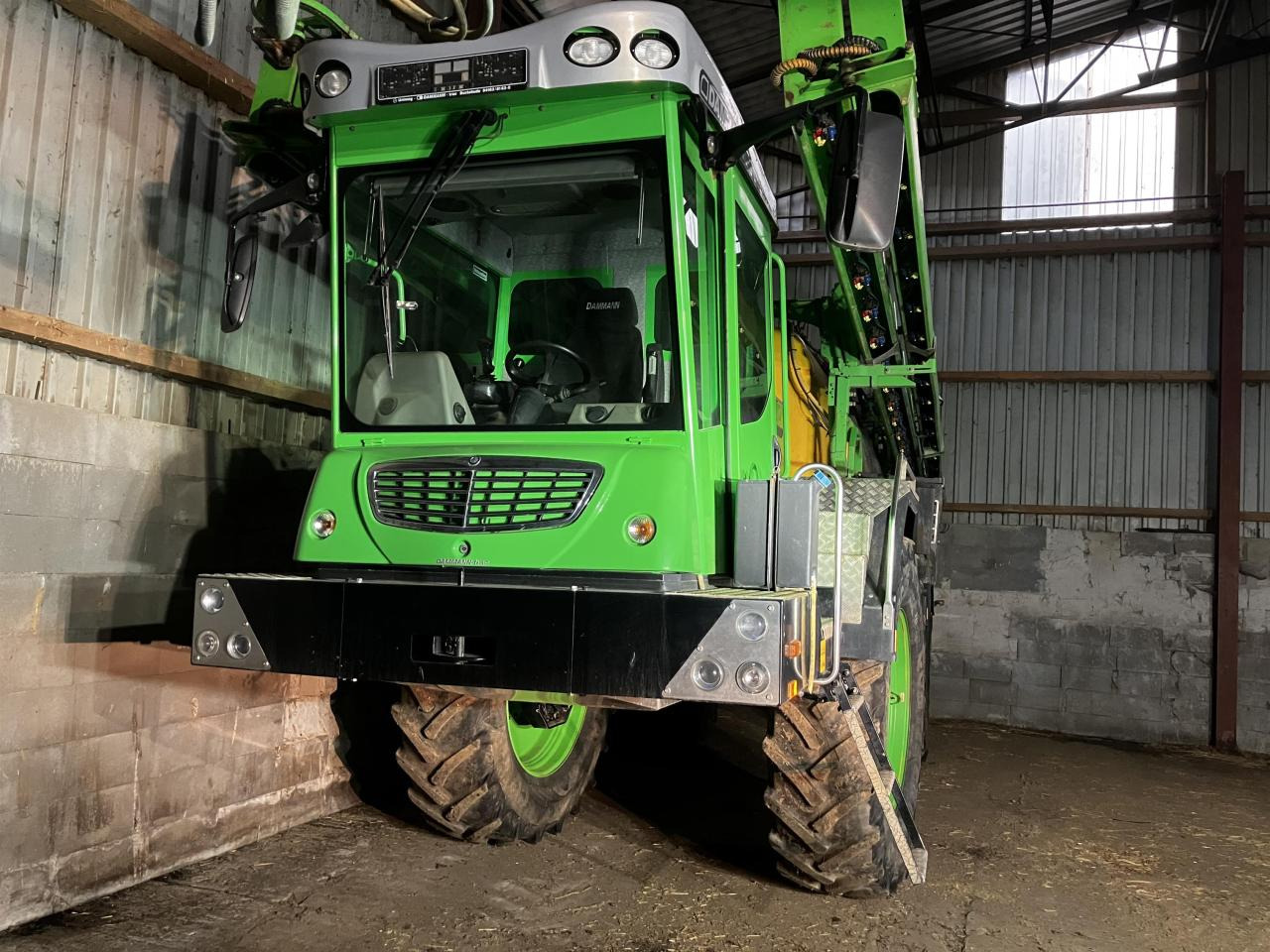 Dammann DT 2500H - Vučena prskalica: slika 2 Dammann DT 2500H - Vučena prskalica: slika 2