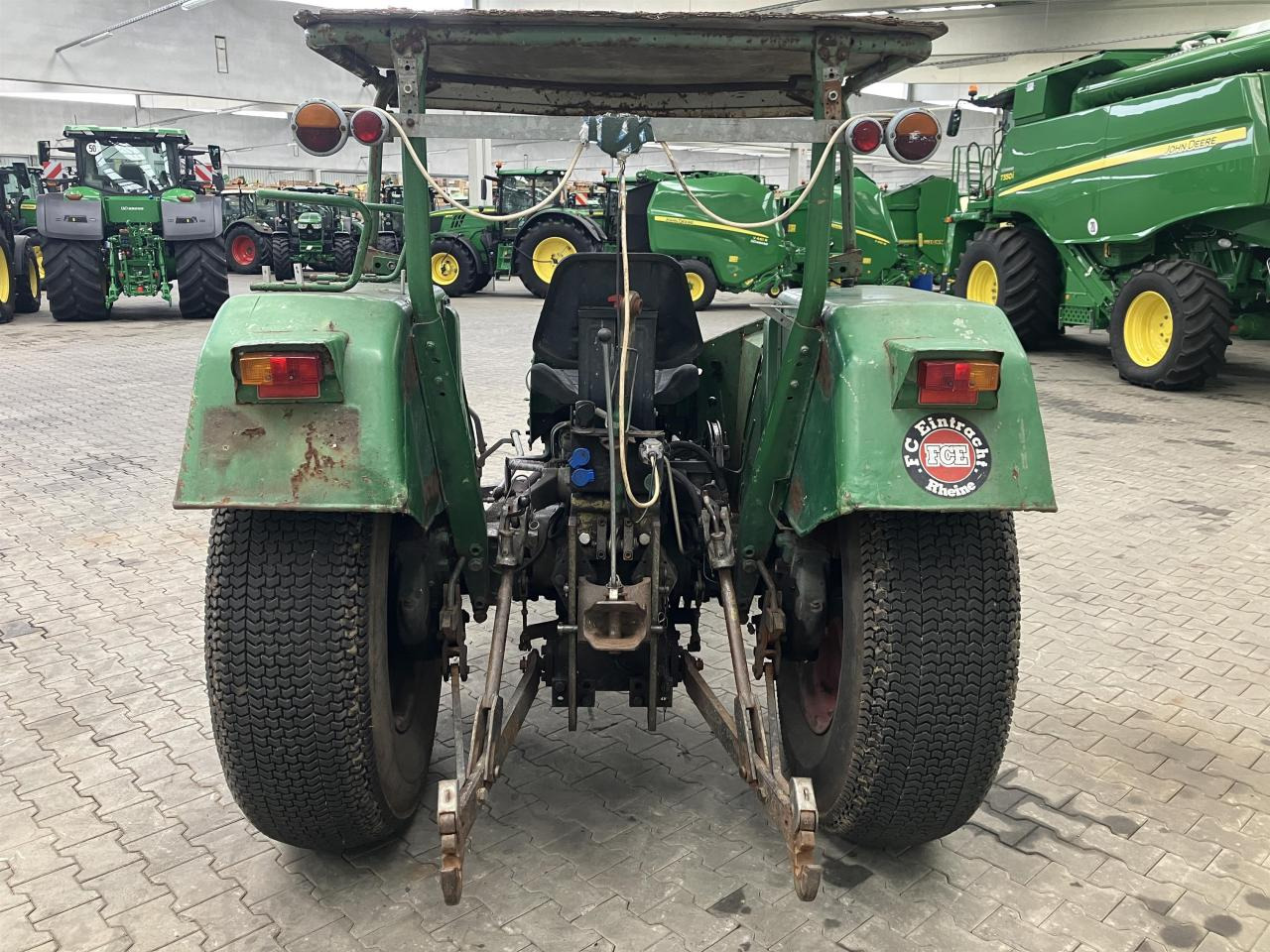 Fendt 104 S Farmer - Traktor: slika 4 Fendt 104 S Farmer - Traktor: slika 4