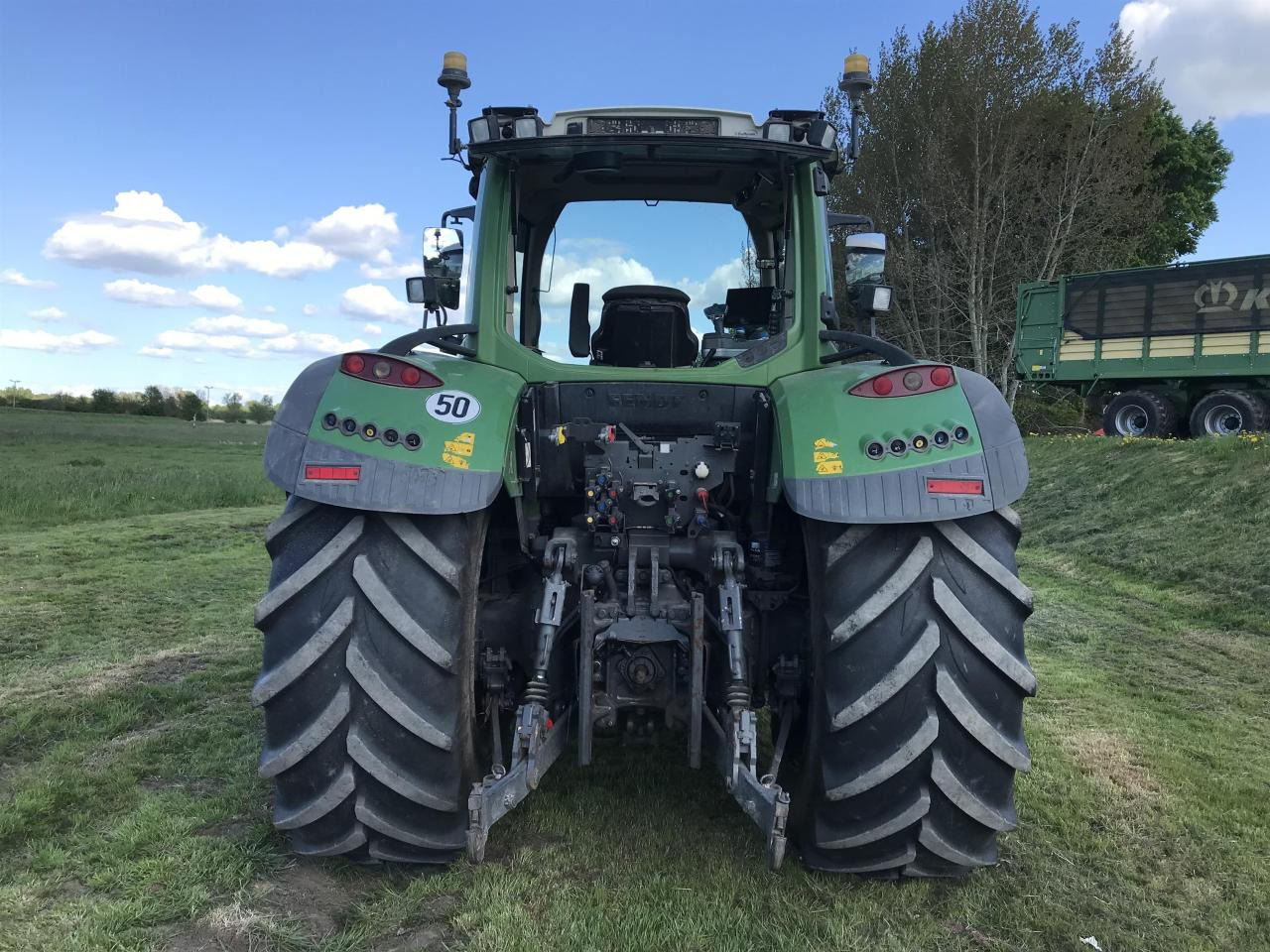 Fendt 724 Vario - Traktor: slika 3 Fendt 724 Vario - Traktor: slika 3