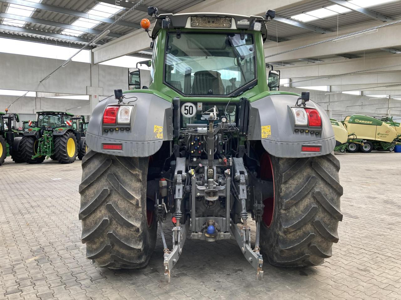 Fendt 828 Profi Plus - Traktor: slika 4 Fendt 828 Profi Plus - Traktor: slika 4