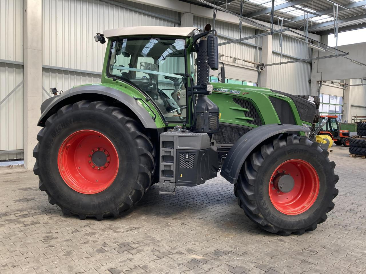 Fendt 828 Profi Plus - Traktor: slika 3 Fendt 828 Profi Plus - Traktor: slika 3