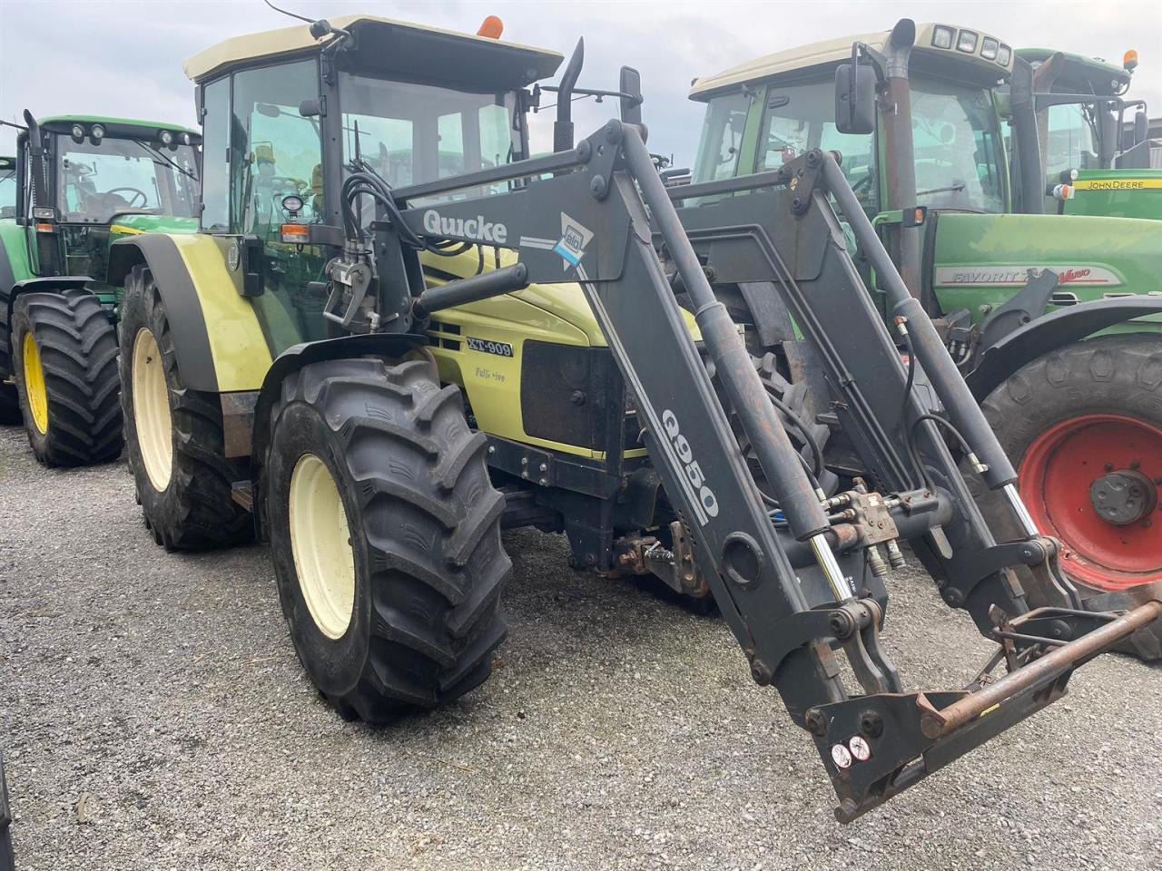 Hürlimann XT 909 - Traktor: slika 3 Hürlimann XT 909 - Traktor: slika 3