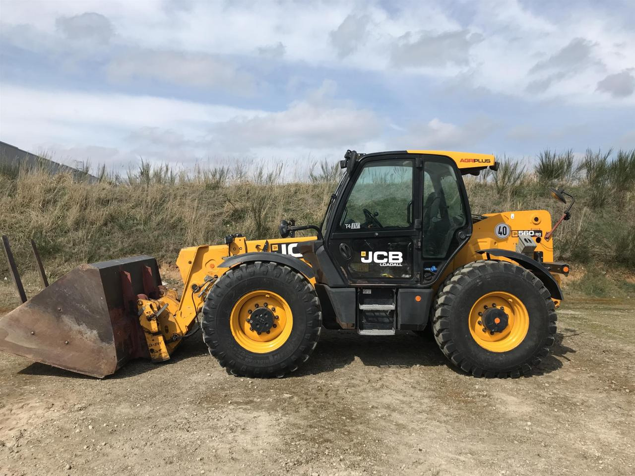 JCB 560-80 Agri Plus - Teleskopski upravljač: slika 2 JCB 560-80 Agri Plus - Teleskopski upravljač: slika 2
