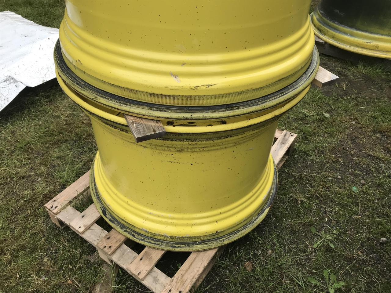 John Deere 23x34 - Guma za Poljoprivredna mašina: slika 2 John Deere 23x34 - Guma za Poljoprivredna mašina: slika 2