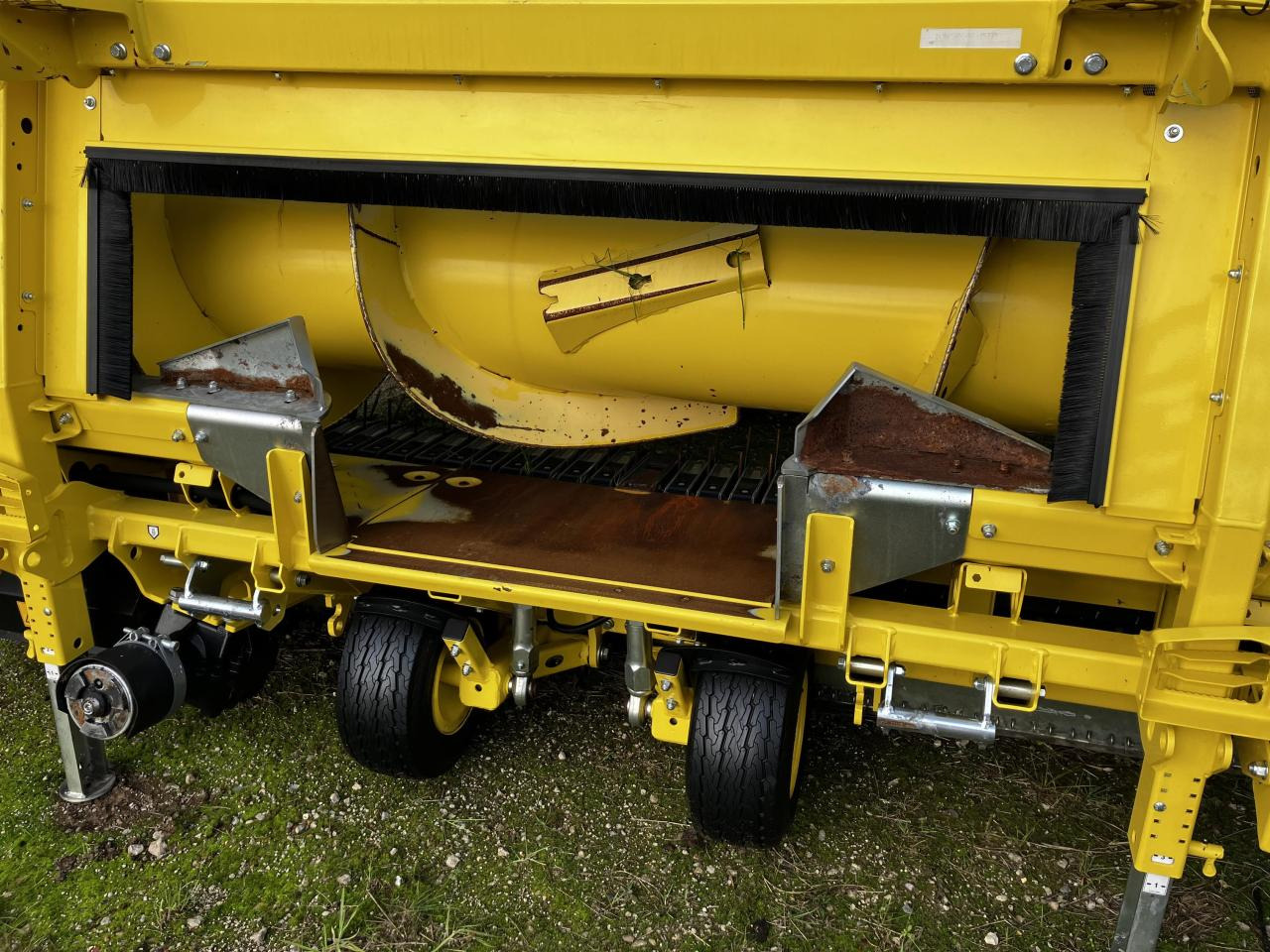 John Deere 30R - Dodatak za stočnu hranu: slika 2 John Deere 30R - Dodatak za stočnu hranu: slika 2