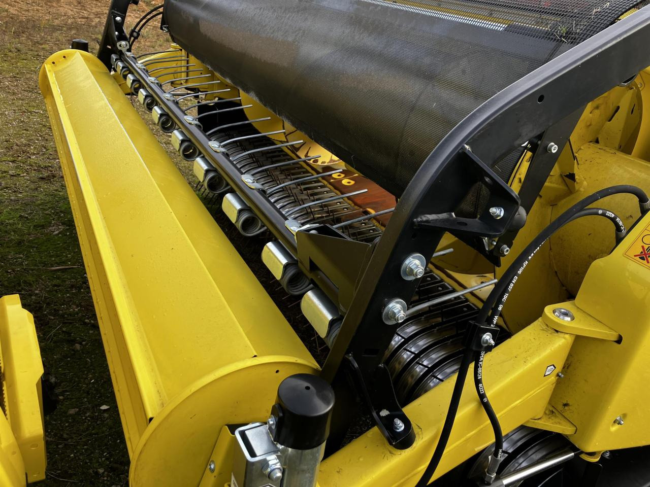 John Deere 30R - Dodatak za stočnu hranu: slika 3 John Deere 30R - Dodatak za stočnu hranu: slika 3