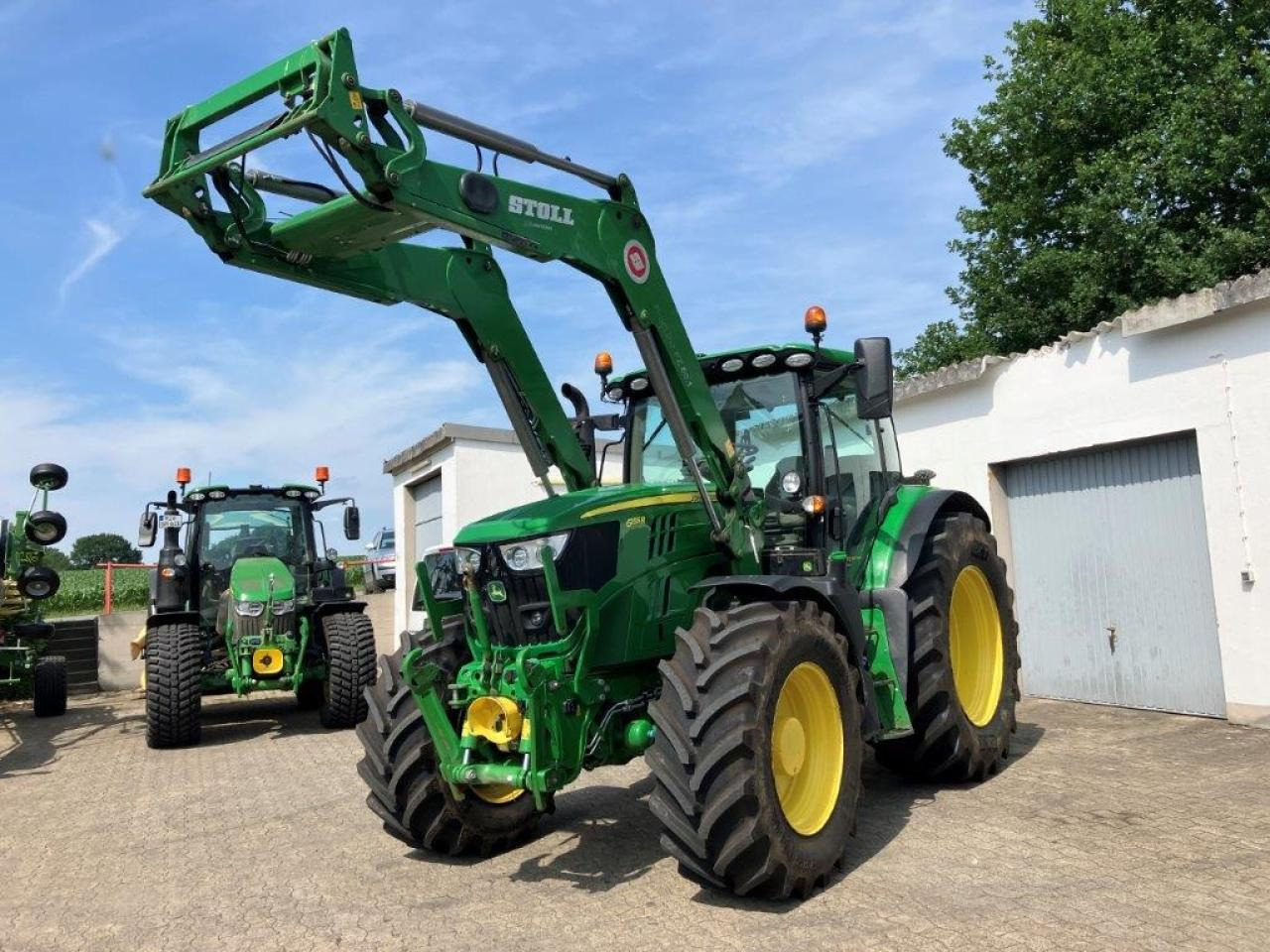 John Deere 6155R - Traktor: slika 1 John Deere 6155R - Traktor: slika 1