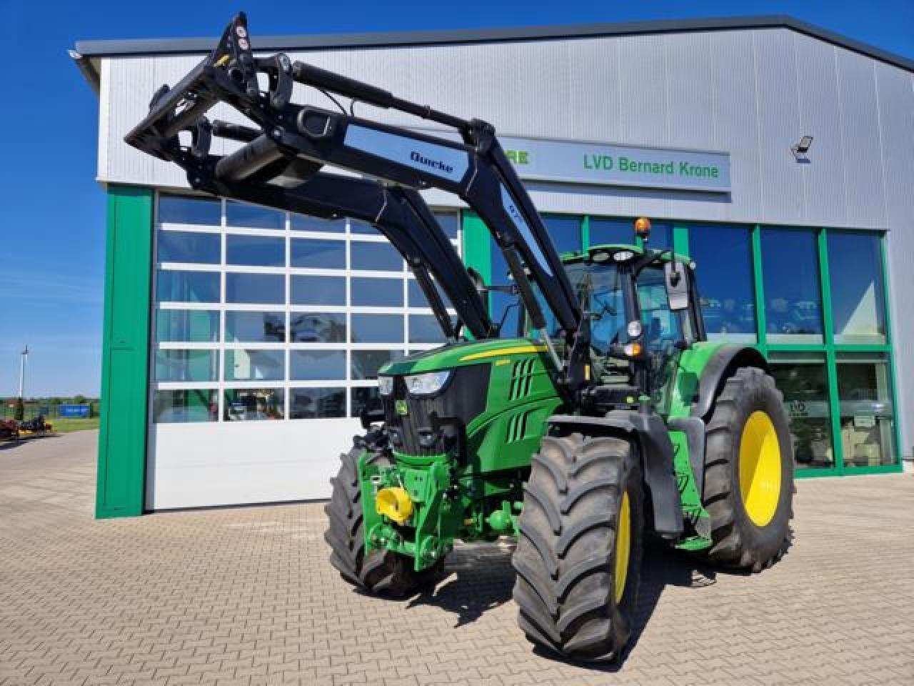 John Deere 6195M - Traktor: slika 1 John Deere 6195M - Traktor: slika 1