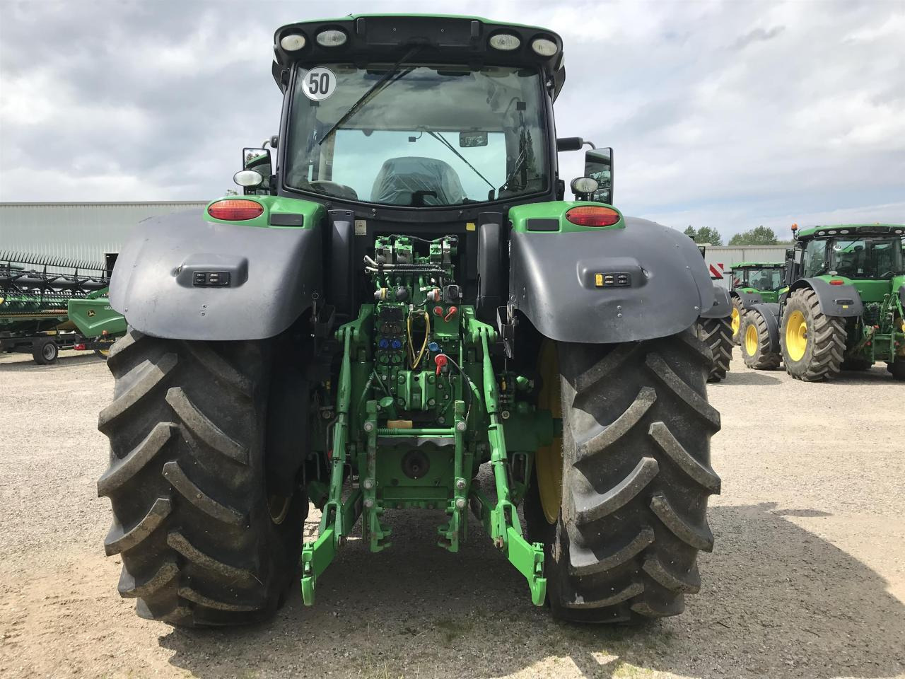 John Deere 6215R - Traktor: slika 5 John Deere 6215R - Traktor: slika 5