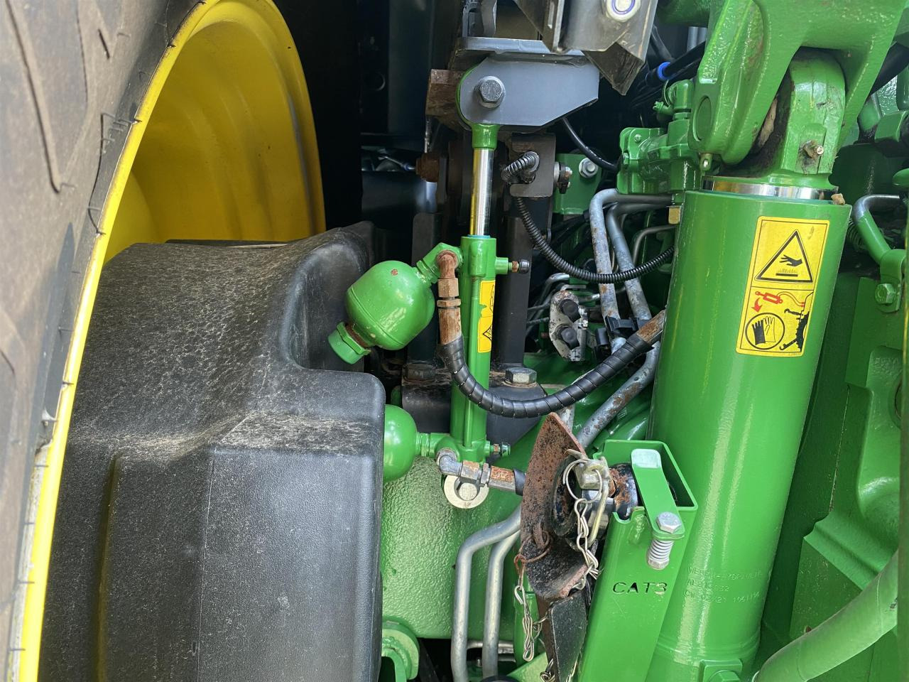 John Deere 6215R - Traktor: slika 5 John Deere 6215R - Traktor: slika 5