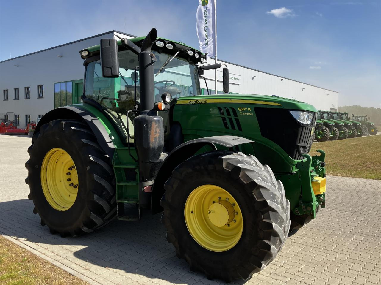 John Deere 6215R - Traktor: slika 2 John Deere 6215R - Traktor: slika 2
