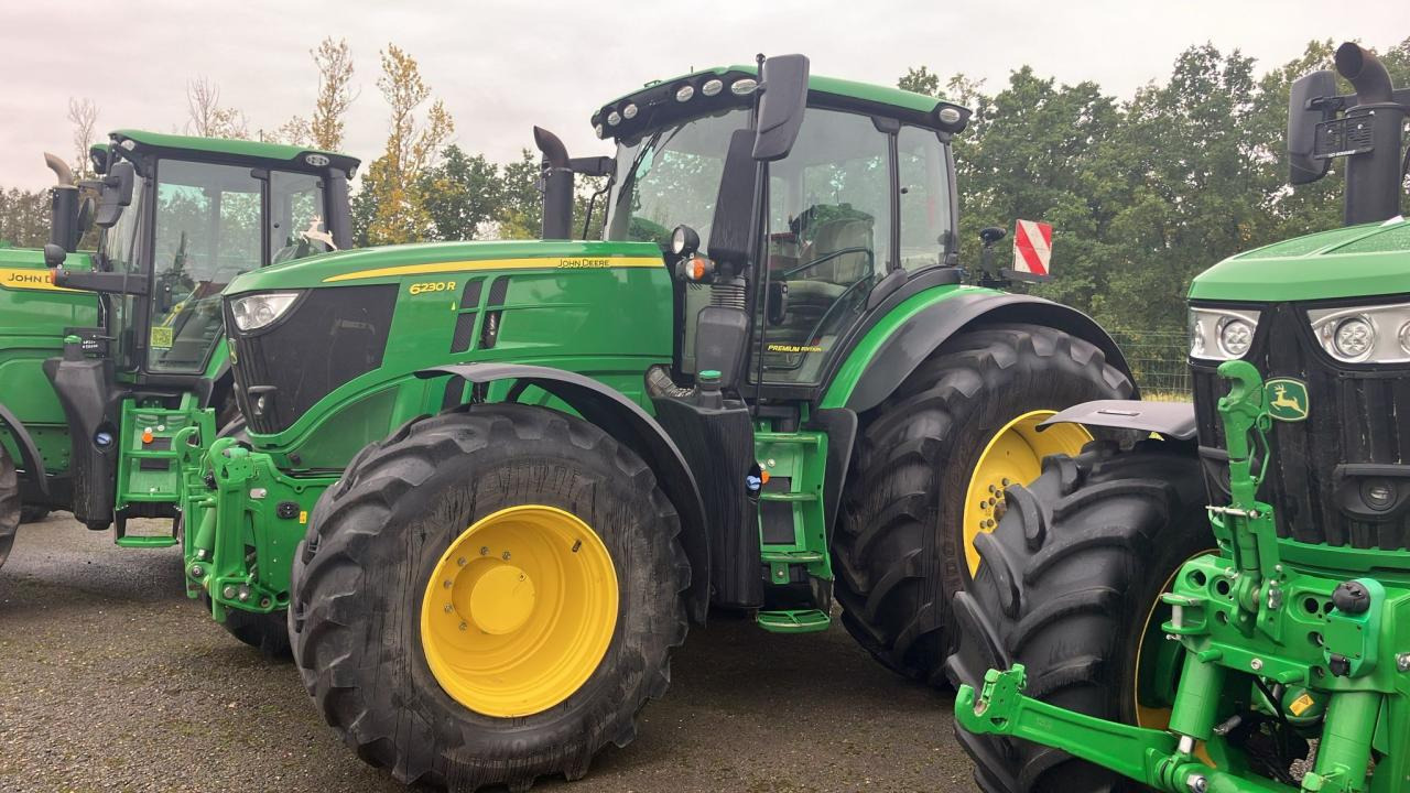 John Deere 6230R - Traktor: slika 1 John Deere 6230R - Traktor: slika 1