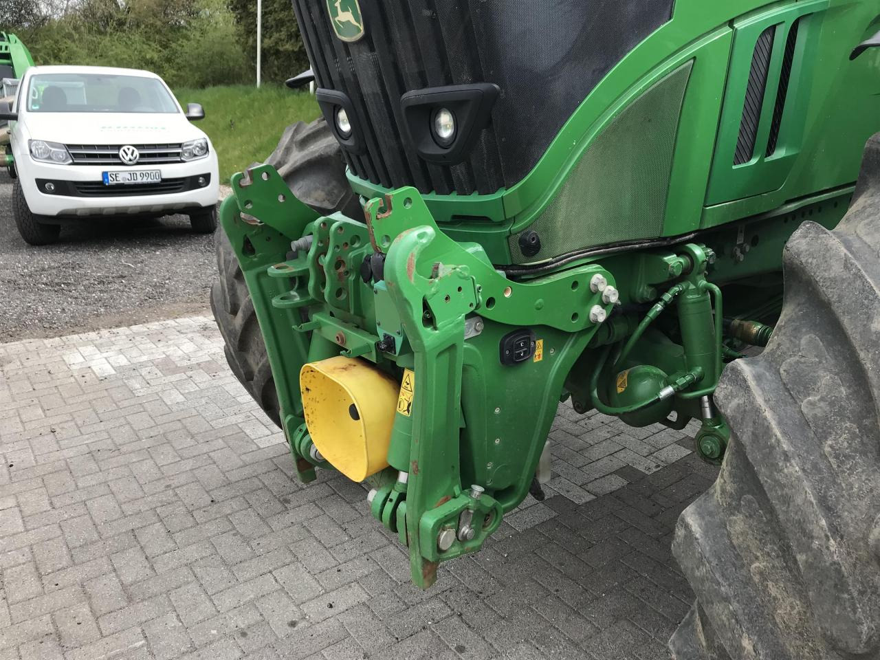 John Deere 6250R - Traktor: slika 4 John Deere 6250R - Traktor: slika 4