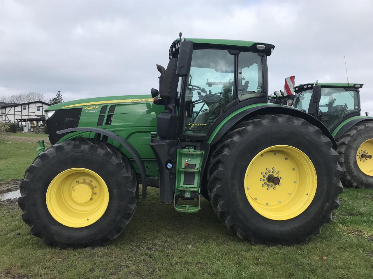 John Deere 6250R - Traktor: slika 1 John Deere 6250R - Traktor: slika 1