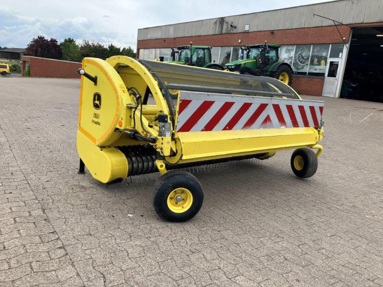 John Deere 639 - Dodatak za stočnu hranu: slika 4 John Deere 639 - Dodatak za stočnu hranu: slika 4